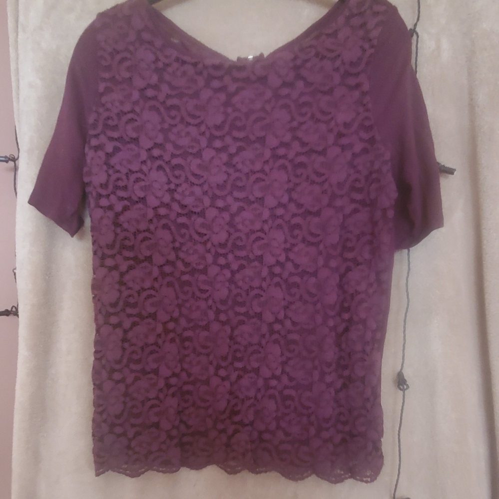 Floral lace maroon shirt